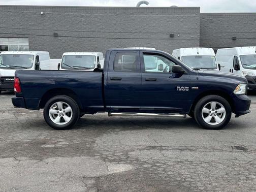 True Blue 2014 RAM 1500 Tradesman/Express
