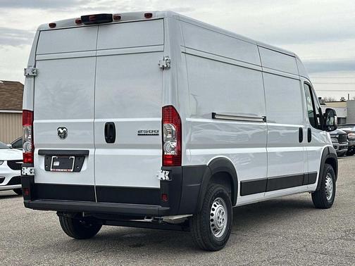 Bright White Clearcoat 2026 RAM ProMaster 2500 High Roof