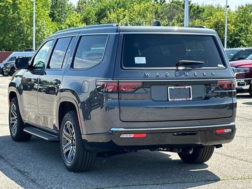 2025 Jeep Wagoneer Base