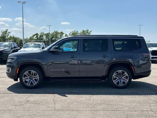 2025 Jeep Wagoneer Base