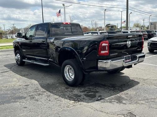 2022 RAM 3500 Laramie