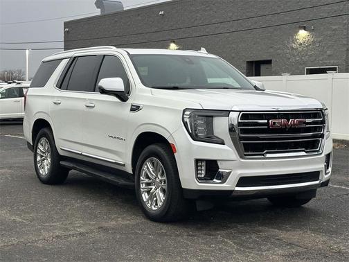 2022 GMC Yukon SLT