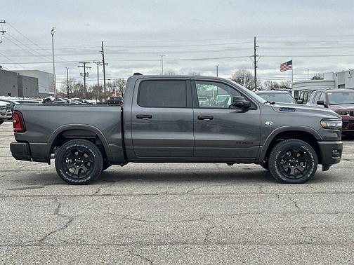 Granite Crystal Clearcoat Metallic 2026 RAM 1500 Big Horn/Lone Star