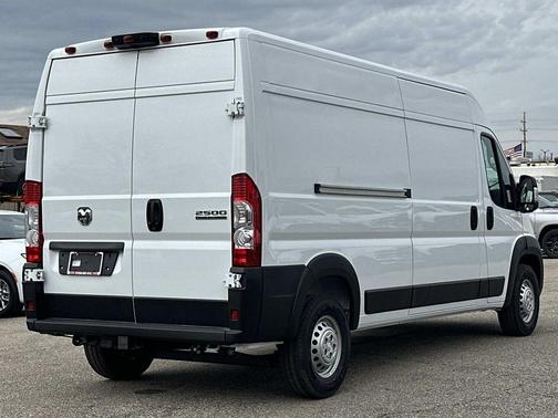 Bright White Clearcoat 2026 RAM ProMaster 2500 High Roof