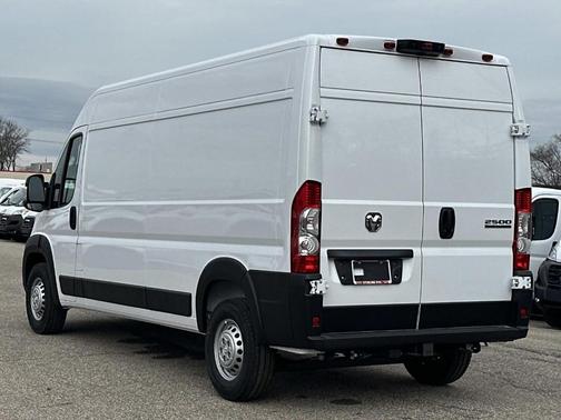 Bright White Clearcoat 2026 RAM ProMaster 2500 High Roof