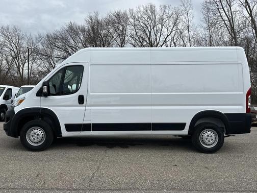 Bright White Clearcoat 2026 RAM ProMaster 2500 High Roof