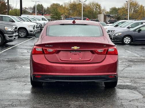 2017 Chevrolet Malibu 1LT