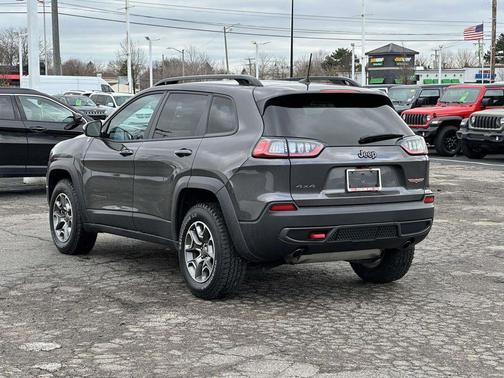 2022 Jeep Cherokee Trailhawk
