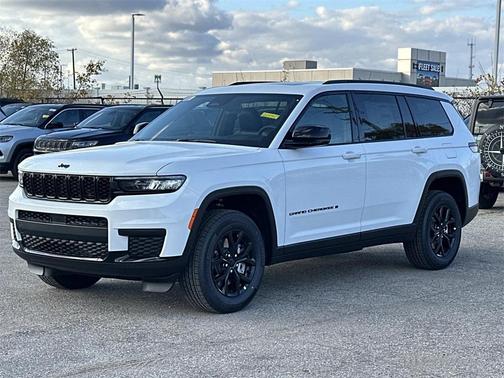 2025 Jeep Grand Cherokee L Laredo