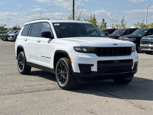 2025 Jeep Grand Cherokee L Laredo