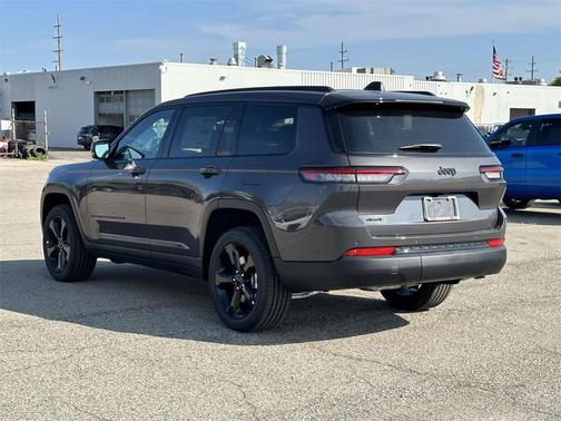 2025 Jeep Grand Cherokee L Laredo
