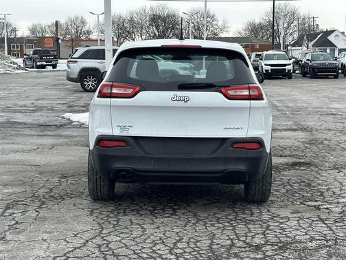 2014 Jeep Cherokee Sport
