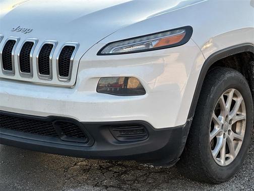 2014 Jeep Cherokee Sport