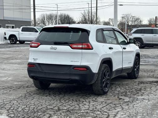 2014 Jeep Cherokee Sport