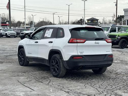 2014 Jeep Cherokee Sport