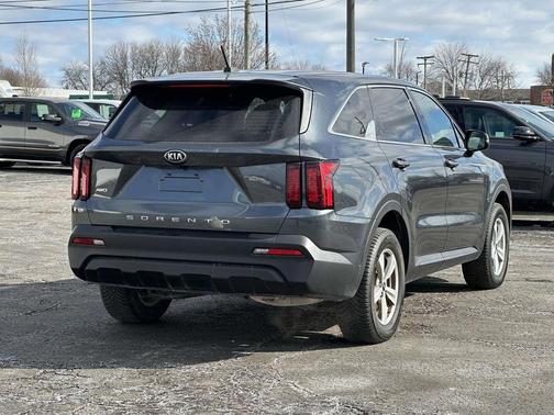 2021 Kia Sorento LX