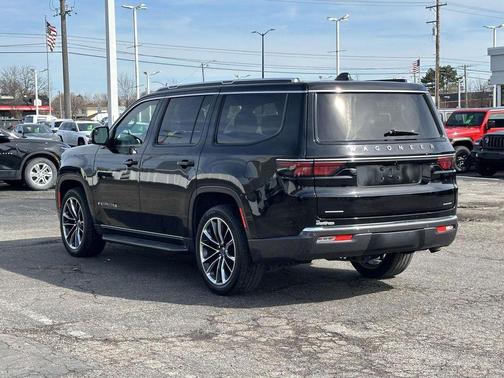 Diamond Black 2022 Jeep Wagoneer Series II