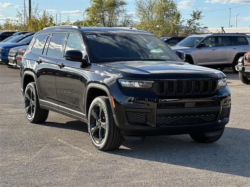 2025 Jeep Grand Cherokee L Laredo