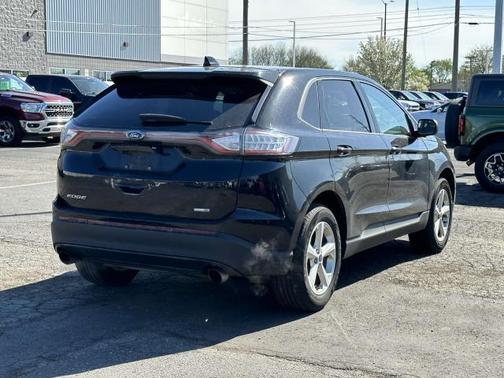 2018 Ford Edge SE