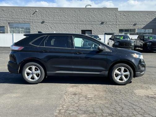 2018 Ford Edge SE