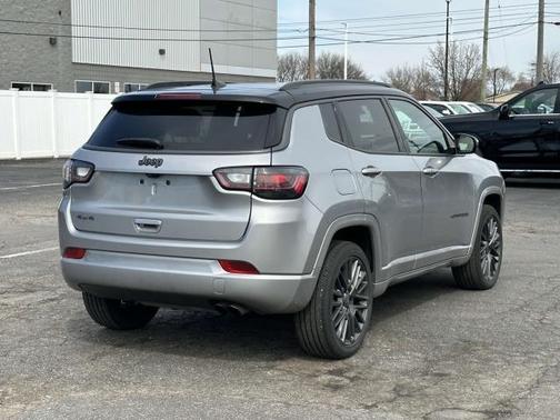 2022 Jeep Compass Altitude