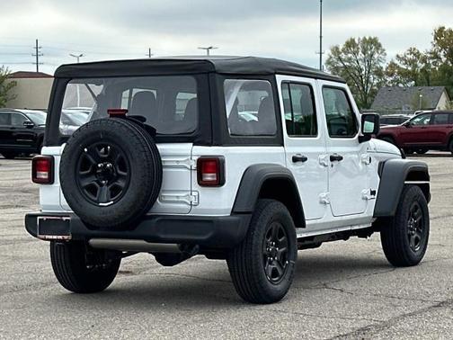 2025 Jeep Wrangler Sport