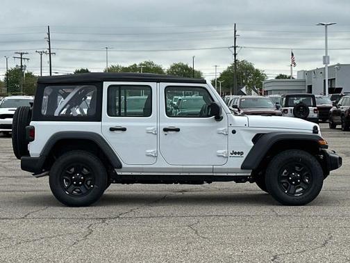 2025 Jeep Wrangler Sport