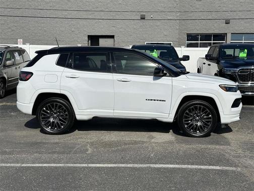 2022 Jeep Compass Altitude