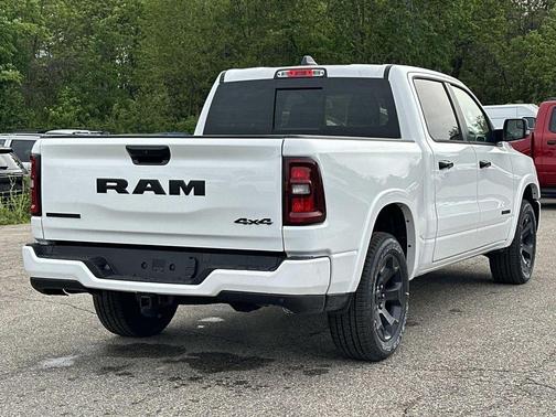 Bright White Clearcoat 2026 RAM 1500 Big Horn/Lone Star