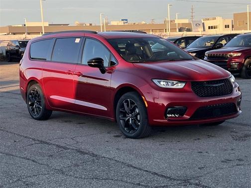 2026 Chrysler Pacifica Limited