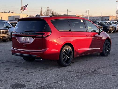 2026 Chrysler Pacifica Limited