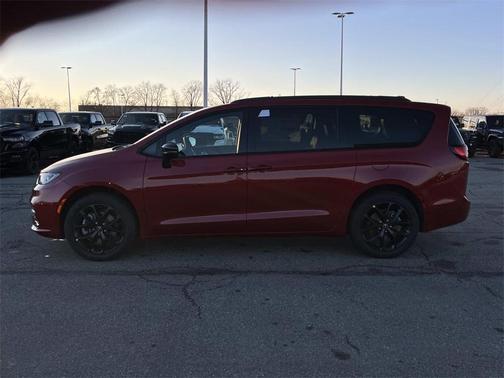 2026 Chrysler Pacifica Limited