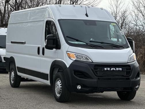 Bright White Clearcoat 2026 RAM ProMaster 2500 High Roof