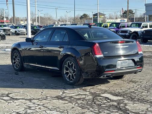 2017 Chrysler 300 S