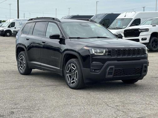 Diamond Black 2026 Jeep Cherokee LAREDO/LIMITED
