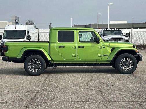 Mojito! Clearcoat 2026 Jeep Gladiator Sport