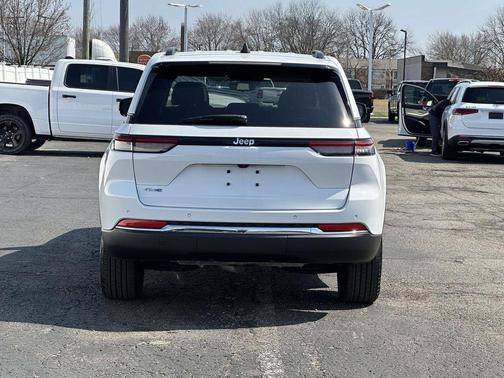 Bright White Clearcoat 2022 Jeep Grand Cherokee 4xe Base