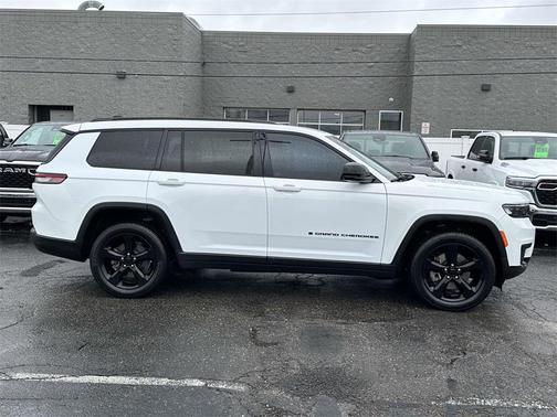 2021 Jeep Grand Cherokee L Laredo