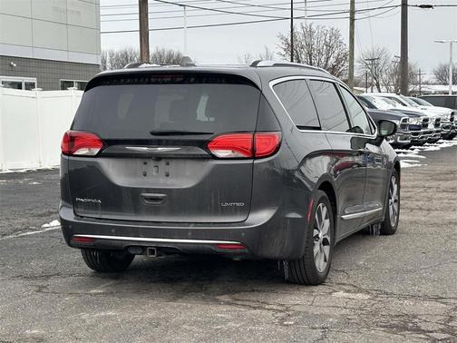 2019 Chrysler Pacifica Limited