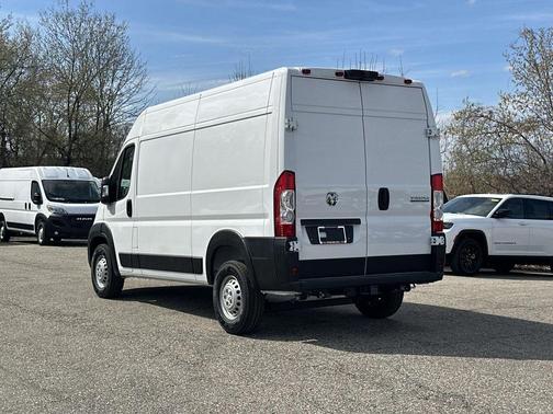 Bright White Clearcoat 2026 RAM ProMaster 1500 Base