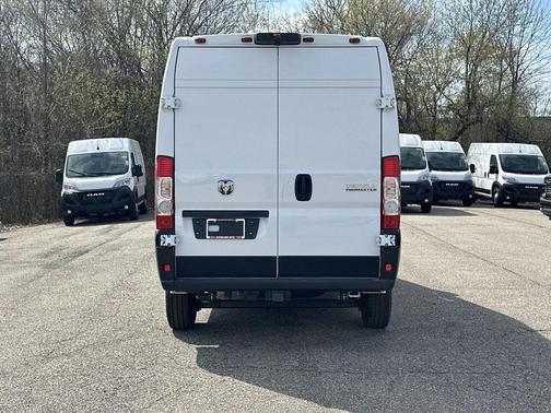 Bright White Clearcoat 2026 RAM ProMaster 1500 Base