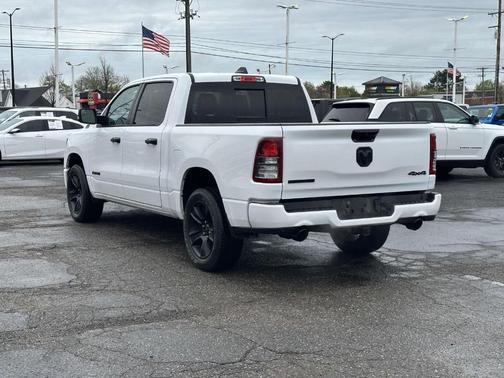 Bright White Clearcoat 2023 RAM 1500 Big Horn