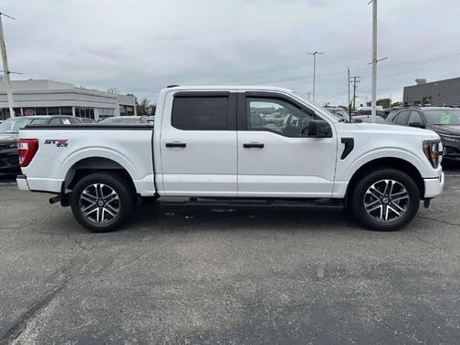 Oxford White 2023 Ford F-150 XL