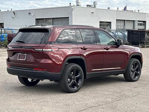 2025 Jeep Grand Cherokee Limited