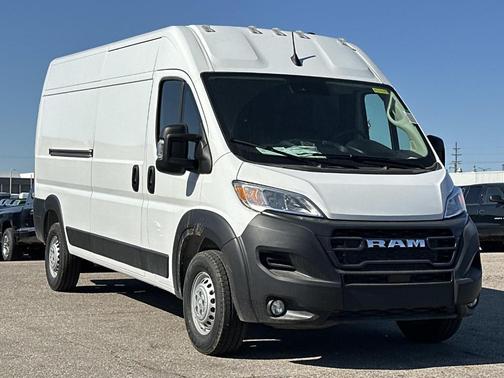 Bright White Clearcoat 2026 RAM ProMaster 2500 High Roof