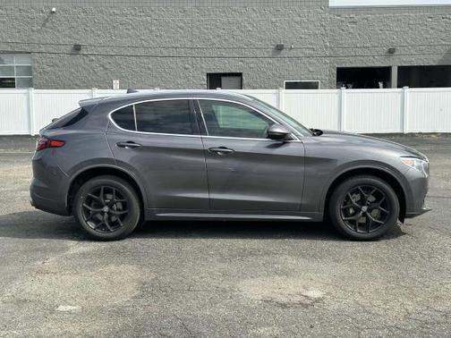 2020 Alfa Romeo Stelvio Ti