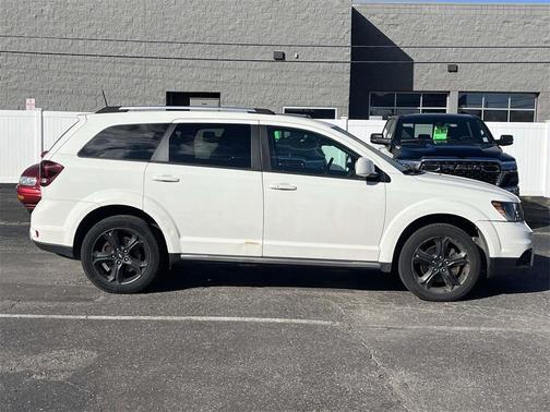 2019 Dodge Journey Crossroad
