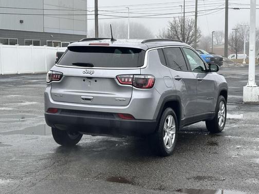 2022 Jeep Compass Latitude