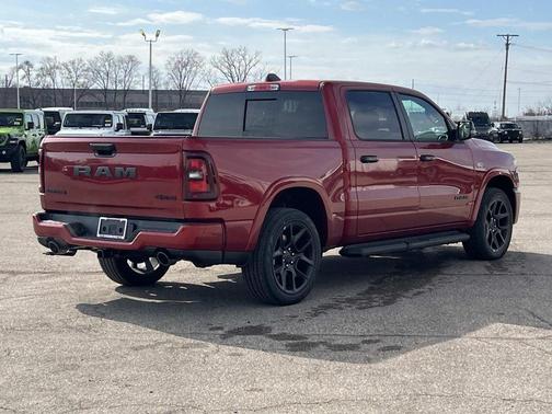 Molten Red Pearlcoat 2026 RAM 1500 Laramie
