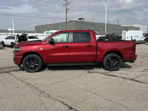 Molten Red Pearlcoat 2026 RAM 1500 Laramie